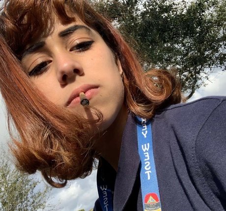 Littlebunnygirl kostenlose nackten bild