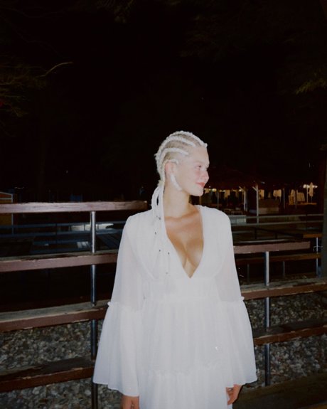 Nikaromm nackt heiße foto