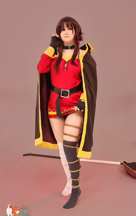 aki puff pornostar nackte bilder