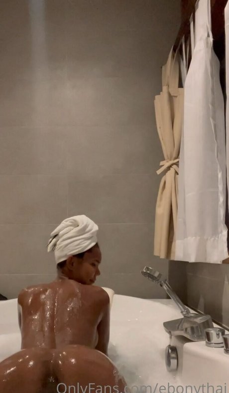 Mint Ebony top porno galerien