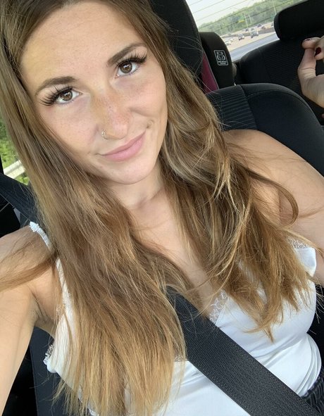 Blair Jordan model hd galerie