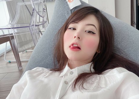 Julia Nakamura heiße hd foto