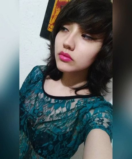 s meriweather top heiße fotos