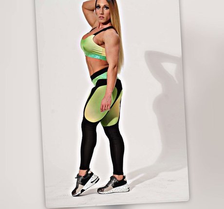 Reni Gendur perfekte pornostar galerien