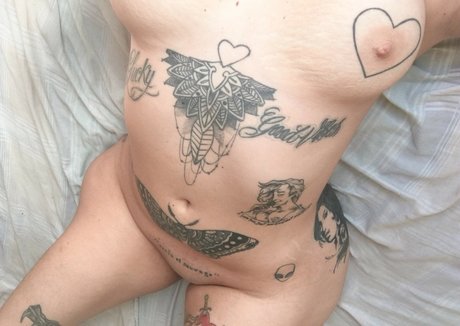 Pimenta Suicide nacktheit kostenlose galerien