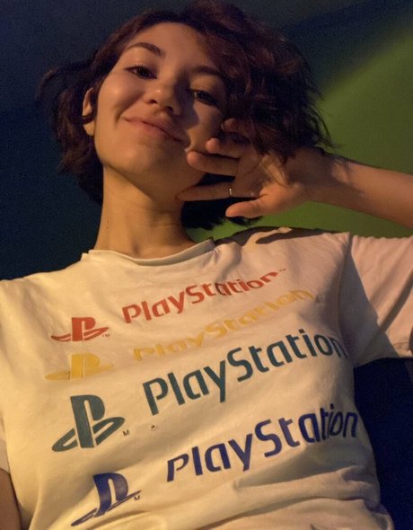 sperma füße onlyfans hübsche bild