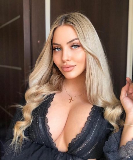 Erika Hevia kostenlose foto