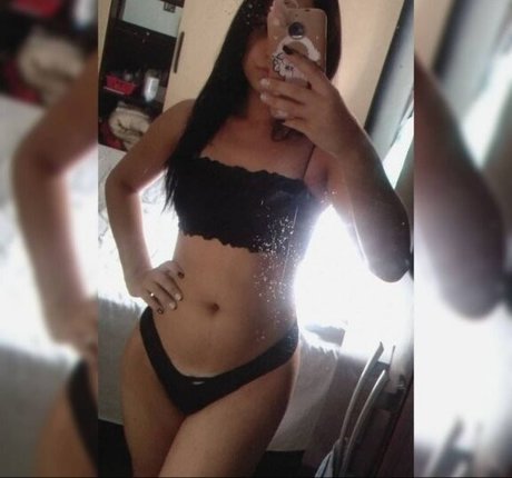 Noelly Lemes hd nackte bilder