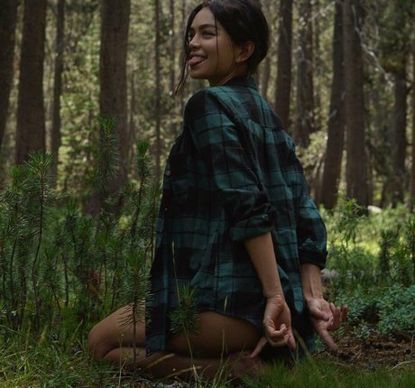 Miratwitch perfekte nacktheit fotos