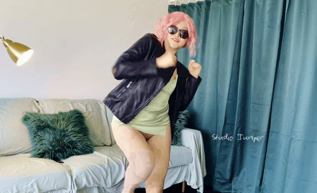 Studio Juniper kostenlose nackte bild