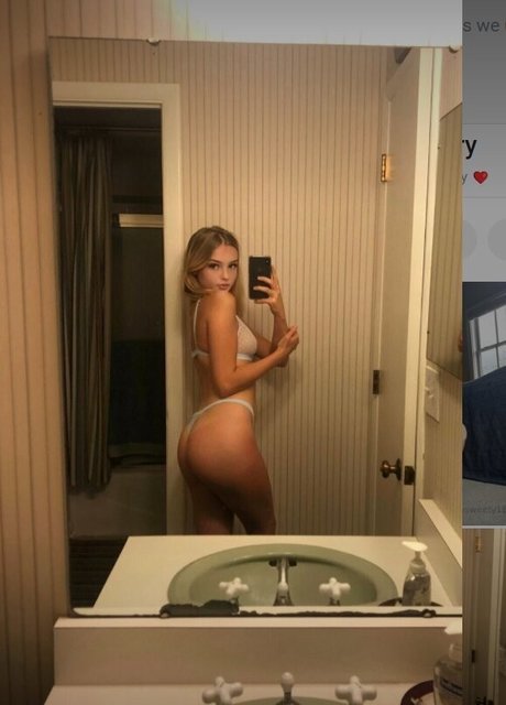 Sydney Sweety kunst pornographische bild