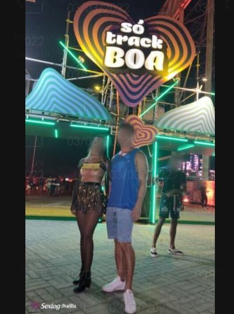 Casal Hallls erwachsene schöne bild