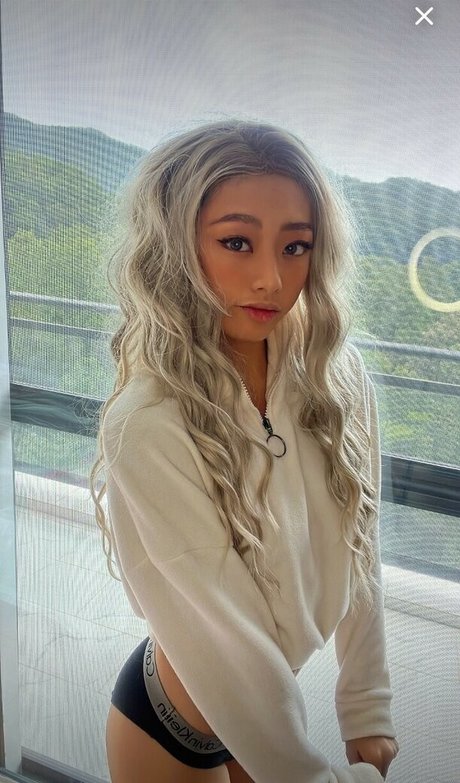 Ari Lee sexy kostenlose bild