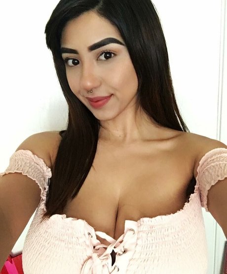 Alexandra Nicole beste freie archiv