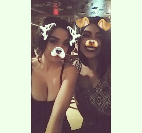 Alexandra Nicole xxx porno foto