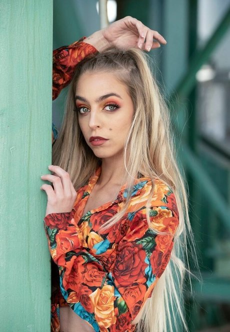 Solange Rodrigues schöne heiße galerien