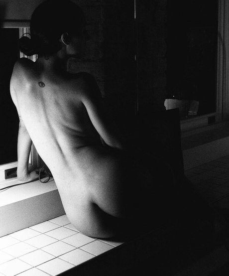 _naissance erotische hd galerien