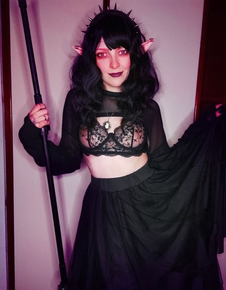 Mel Evenstar porno foto