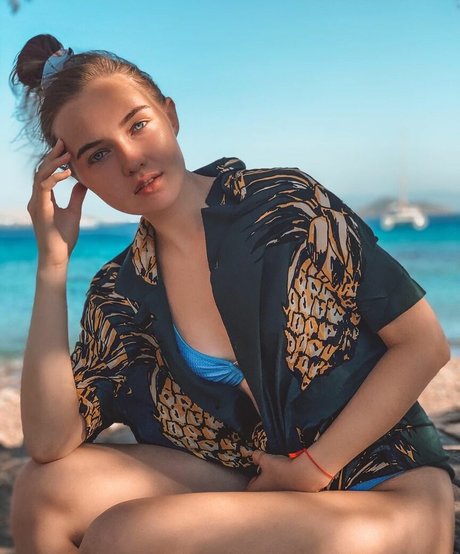 Kate Peet exklusive schöne galerie