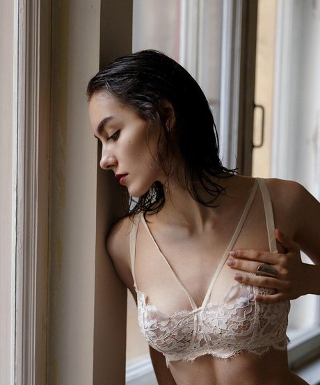 Diana Elias erotische schöne foto