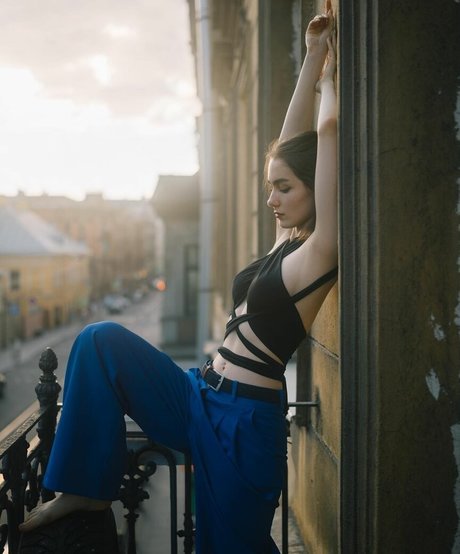 Diana Elias sexy top bild