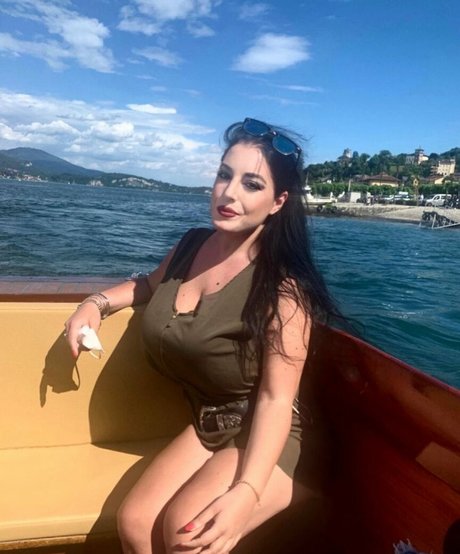 Valeria Vela exklusive schöne fotos