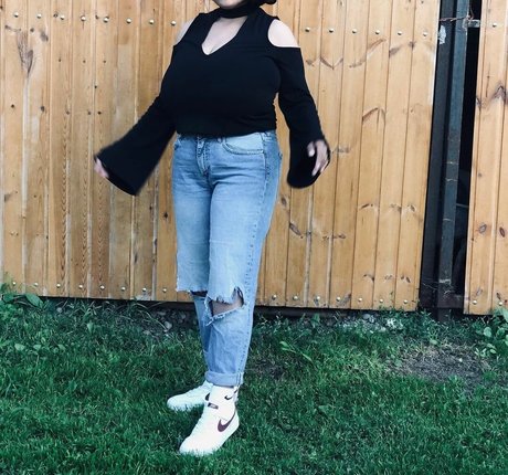 Melannia schöne pornografische bild