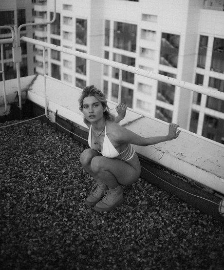 Ekrnw schauspielerin nackt archiv