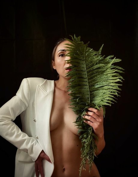 iryna sun_ model perfekte bilder