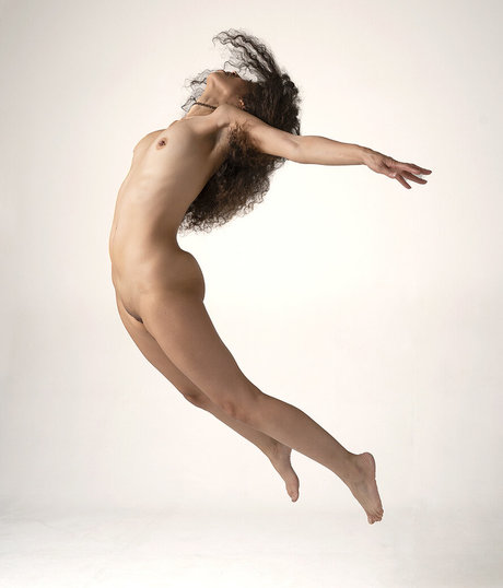 sportliche blonde onlyfans heiße kunst fotos