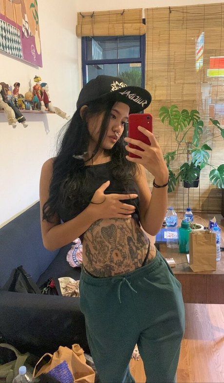 gutslaughter nacktheit akt archiv