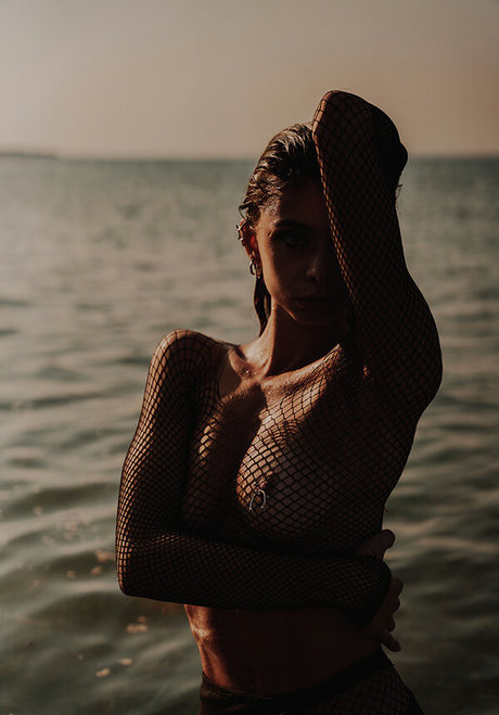 Georgiamariecox sexy hd bilder