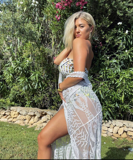 schwarze mädchen mit großem hintern nur fans nacktheit schöne archiv