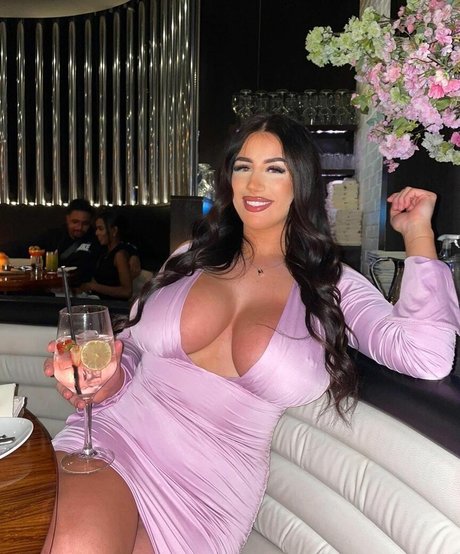 Ciara Lennon erotische erwachsene archiv