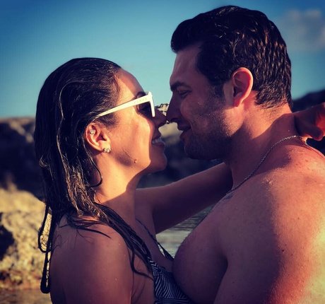 Roberta Carbonari Muzy kostenlose erwachsene archiv