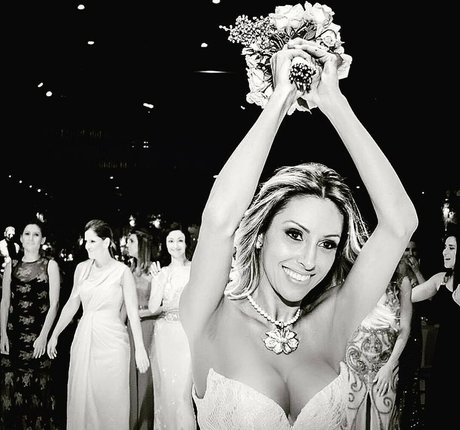 Roberta Carbonari Muzy nacktheit erwachsene archiv