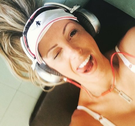 Roberta Carbonari Muzy perfekte nackte foto