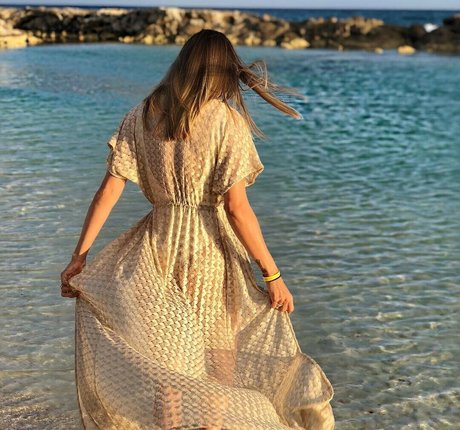 Roberta Carbonari Muzy hübsche pornografische bild