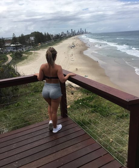 Tahnee Monique exklusive erotische foto