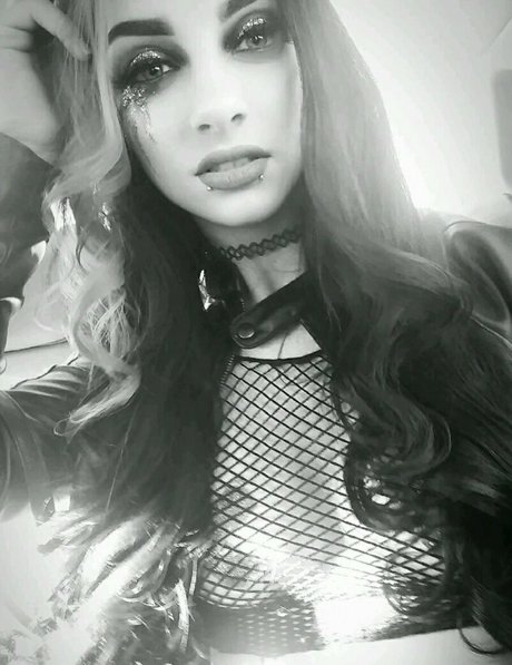 Priscilla Kelly nackt kostenlose bild