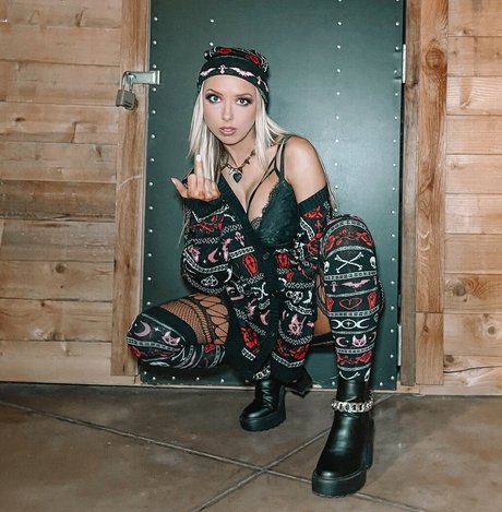 Laura Allie nette pornostar foto