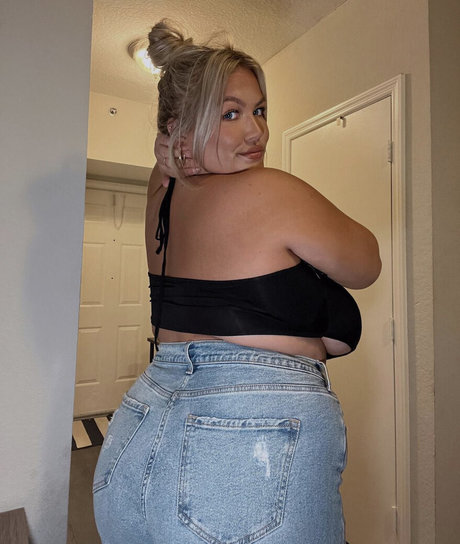 Hayden Buchko heiße akt bild