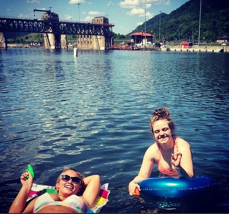 Hayden Buchko pornostar beste bilder