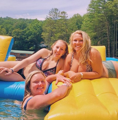 große titten kurvige onlyfans hd nacktheit foto