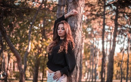 Darina Rey kunst nackt galerien