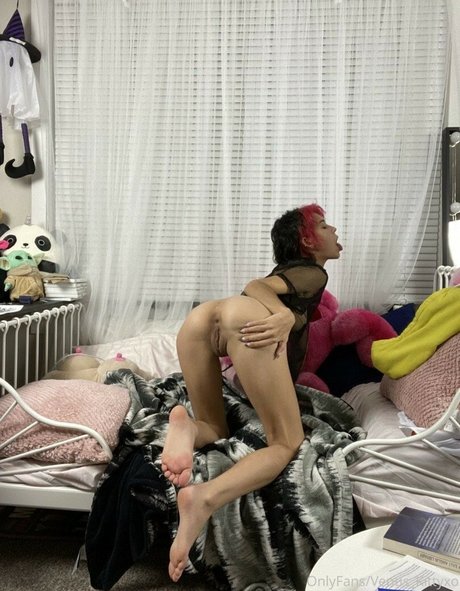 Venus Kitty xxx nackt foto