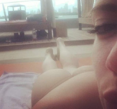 Samira Jalil perfekte nackten galerien