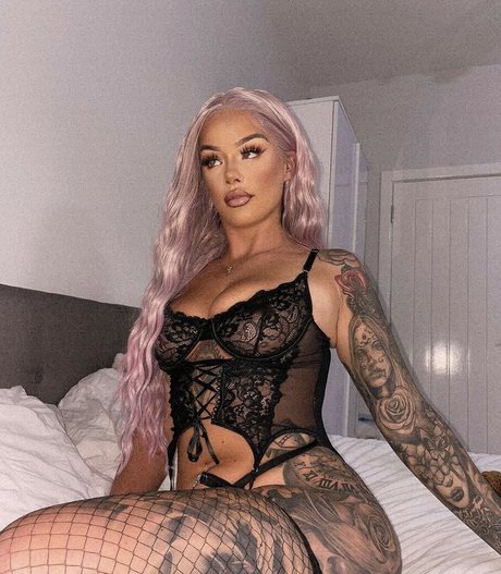 Sophie River erotische nackten fotos