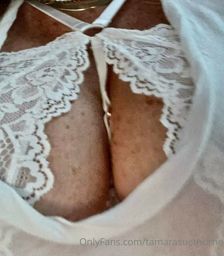 Tamara Thorne porno kunst foto