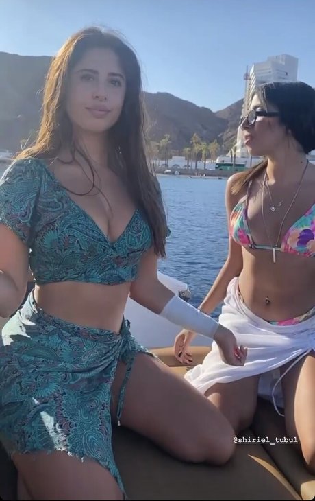 Adi Dan schöne pornostar galerie